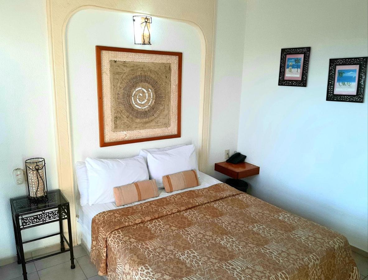 Hotel Villas Xaiba 埃斯孔迪多港 外观 照片